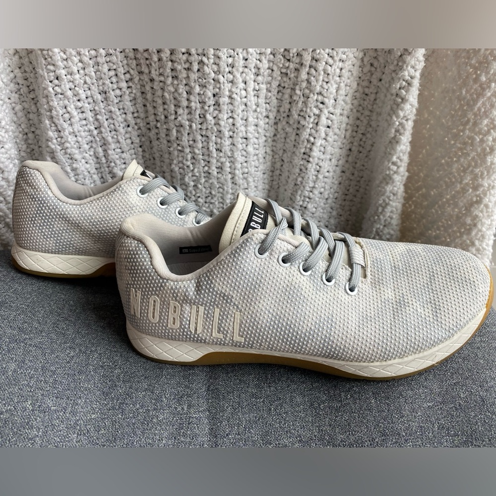 Men’s grey camo NOBULL Superfabric size 9.5 training shoe